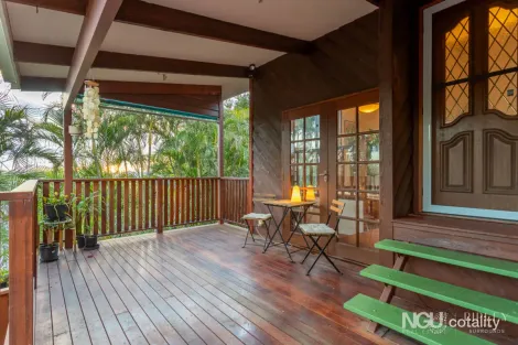 Property photo of 34 Lorrikeet Street Bundamba QLD 4304