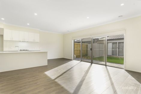 Property photo of 7 Trafalgar Walk Keysborough VIC 3173
