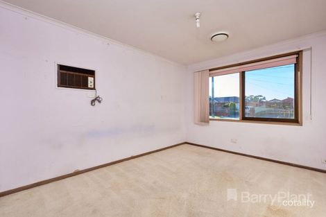 Property photo of 1 Matthew Close Keysborough VIC 3173