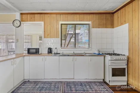 Property photo of 179 Anzac Avenue Kippa-Ring QLD 4021