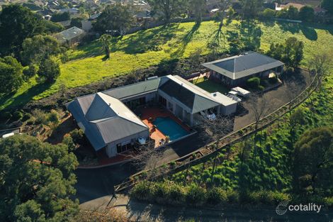 Property photo of 11 Mahon Avenue Beaconsfield VIC 3807