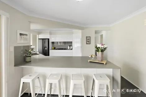 Property photo of 33 Galway Bay Drive Ashtonfield NSW 2323