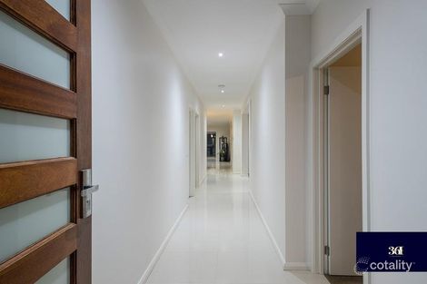 Property photo of 25 Mombassa Drive Wollert VIC 3750