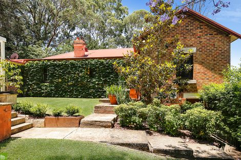 Property photo of 48 Robertson Street Coniston NSW 2500