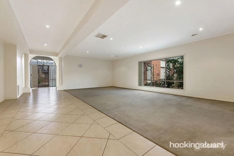 Property photo of 32 Studley Park Way Caroline Springs VIC 3023