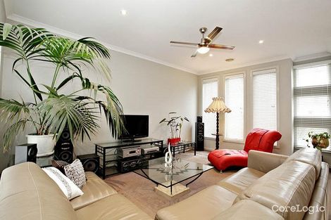 Property photo of 1/353 Hogans Road Tarneit VIC 3029