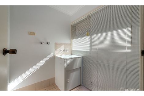 Property photo of 1 Hauff Close Eagleby QLD 4207
