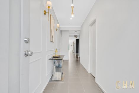 Property photo of 24 Spectacle Crescent Point Cook VIC 3030