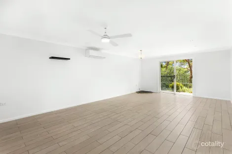 Property photo of 38 Bridgeview Road Yarrawarrah NSW 2233