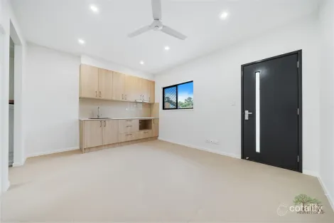 Property photo of 4 Furzer Street Browns Plains QLD 4118