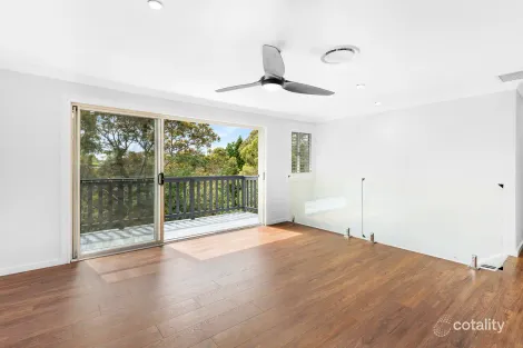 Property photo of 38 Bridgeview Road Yarrawarrah NSW 2233