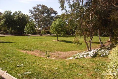 Property photo of 2/3 Johnson Street Williamstown SA 5351