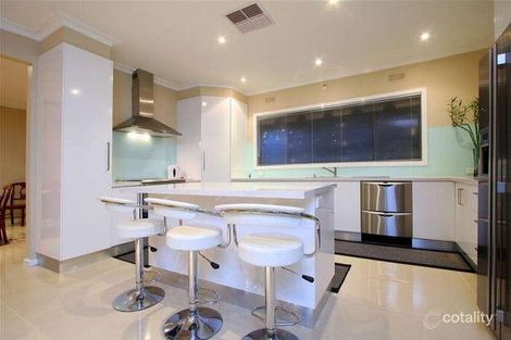 Property photo of 3 Mangrove Close Bundoora VIC 3083