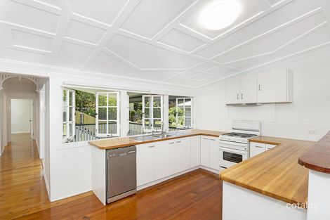 Property photo of 4 Burlington Street East Brisbane QLD 4169