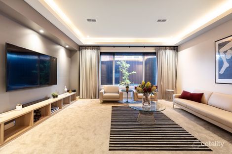 Property photo of 8 Heather Grove Kew VIC 3101