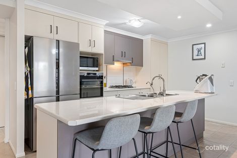 Property photo of 16 Beardsworth Court Middle Ridge QLD 4350