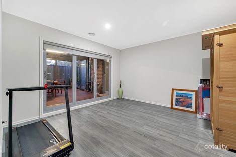 Property photo of 37 Hemsley Promenade Point Cook VIC 3030