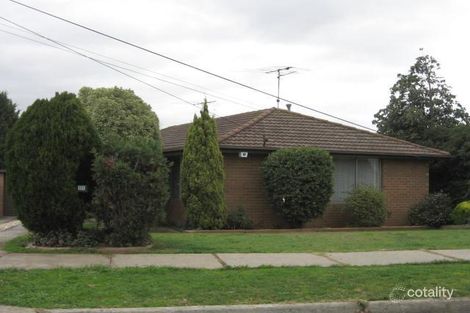 11 Beresford Cres, Gladstone Park, VIC 3043