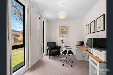Property photo of 18 Mincha Avenue Templestowe Lower VIC 3107