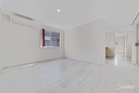 Property photo of 4 Jonath Court Edens Landing QLD 4207
