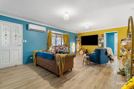 Property photo of 21 Eileen Court Kensington Grove QLD 4341