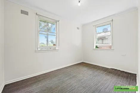 Property photo of 39 Palau Crescent Lethbridge Park NSW 2770