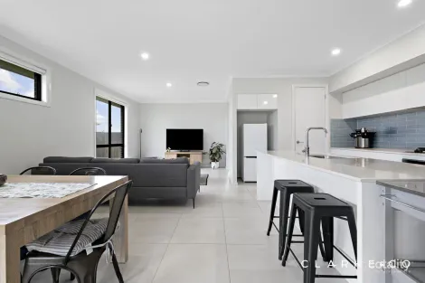 Property photo of 76 Wicklow Road Chisholm NSW 2322