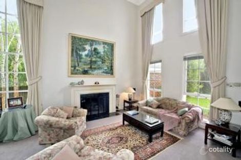 Property photo of 24 Doonkuna Avenue Camberwell VIC 3124