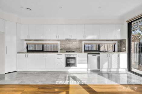 2/4 Gina Ct, Hallam, VIC 3803