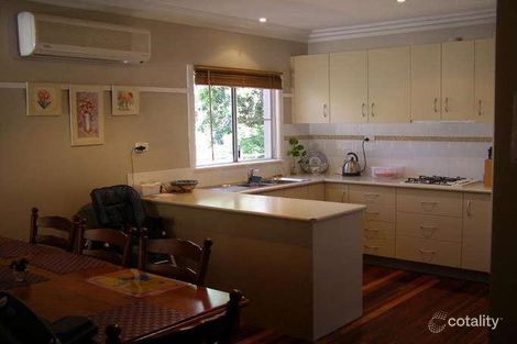 Property photo of 42 Rhyde Street Mount Lofty QLD 4350