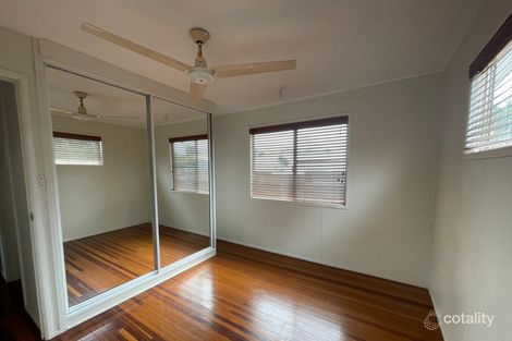 Property photo of 67 Beardmore Crescent Dysart QLD 4745