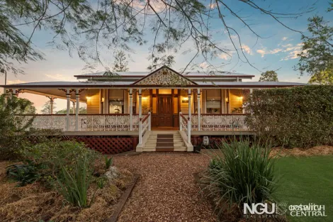 14 Whitehill Rd, Newtown, QLD 4305