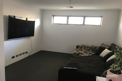 Property photo of 7 Kerruish Road Caversham WA 6055