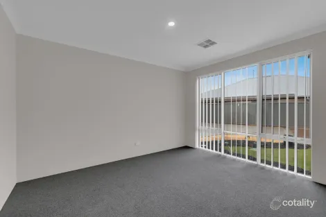 Property photo of 31 Candle Loop Kwinana Town Centre WA 6167