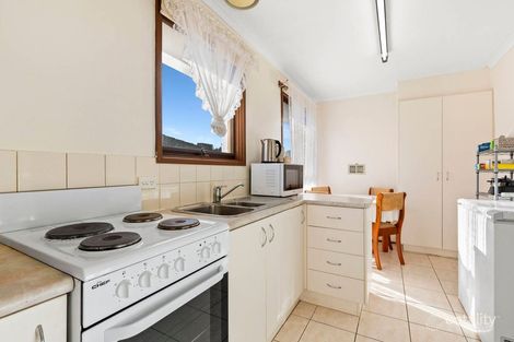 Property photo of 4/25 Chauvel Street Bentleigh East VIC 3165
