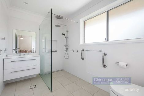 Property photo of 4 Kiah Close Ocean Shores NSW 2483