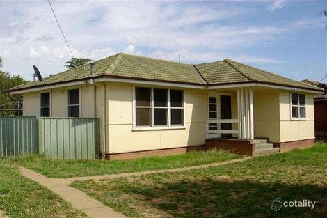 Property photo of 14 Lae Avenue Ashmont NSW 2650