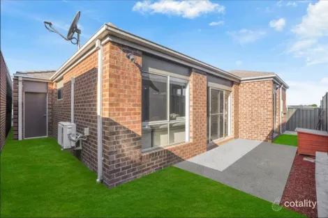 Property photo of 4 Danzig Street Kalkallo VIC 3064