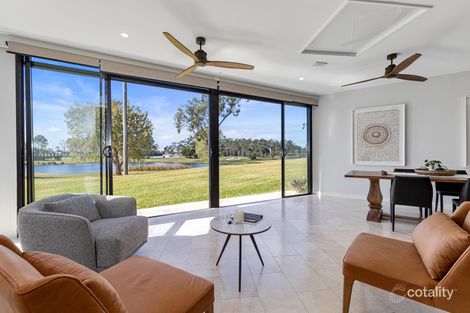 Property photo of 5485 Bay Hill Terrace Hope Island QLD 4212