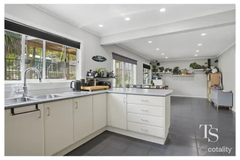 Property photo of 11 Waroona Street Youngtown TAS 7249