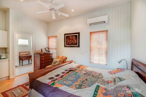 Property photo of 378 Bennetts Road Norman Park QLD 4170