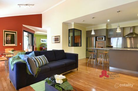 Property photo of 15 Heritage Close Leschenault WA 6233