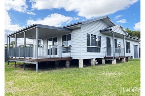 17 Desmond St, Cessnock, NSW 2325