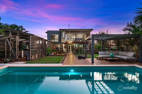 Property photo of 82 Beach Drive Burrum Heads QLD 4659