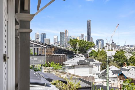Property photo of 13 Davidson Terrace Teneriffe QLD 4005
