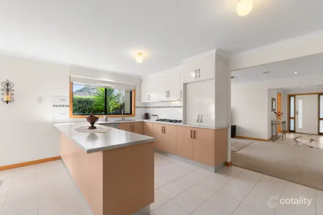 Property photo of 10 Nighthawk Boulevard South Morang VIC 3752