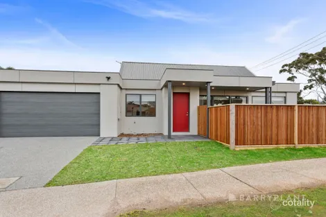 43 KEOGH ST, ROSEBUD, VIC 3939