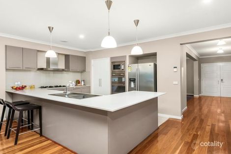 Property photo of 61 Threadbow Crescent Wheelers Hill VIC 3150