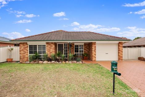 94 Tamworth Cres, Hoxton Park, NSW 2171