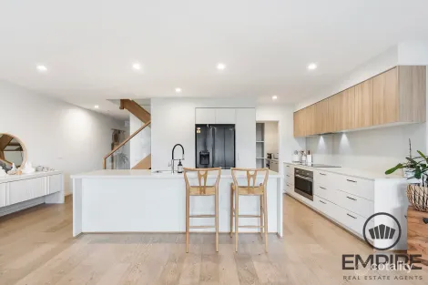 Property photo of 5 Kinross Parade Clyde North VIC 3978